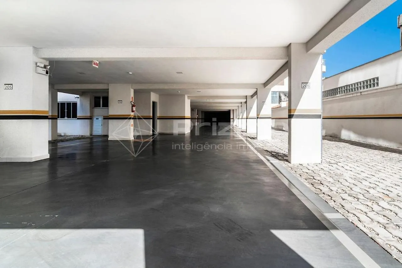 Mario Guilherme - Apto - 203 - Lindo Apartamento Condominio De Alto Padrao Com Piscina E Academia. Bombinhas