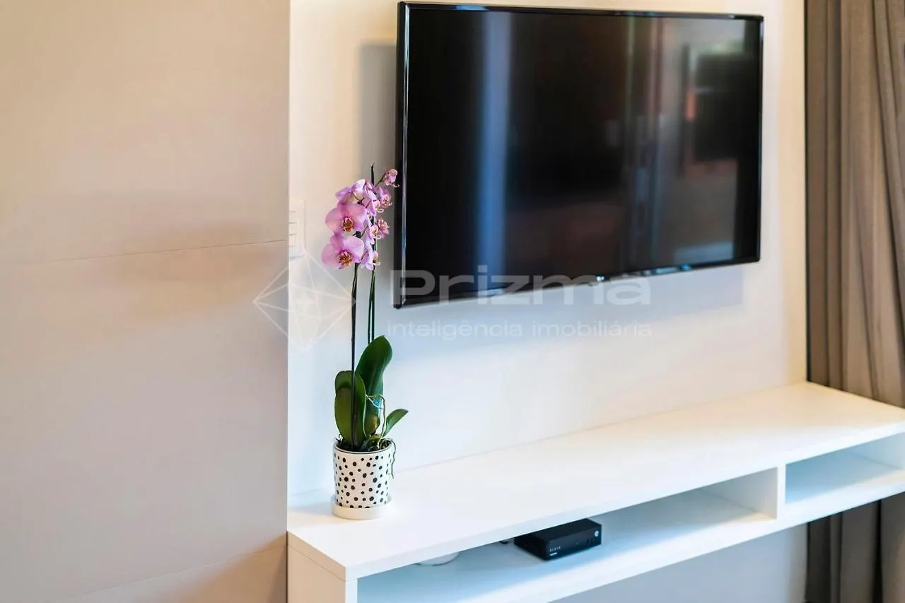 Mario Guilherme - Apto - 203 - Lindo Apartamento Condominio De Alto Padrao Com Piscina E Academia. Bombinhas