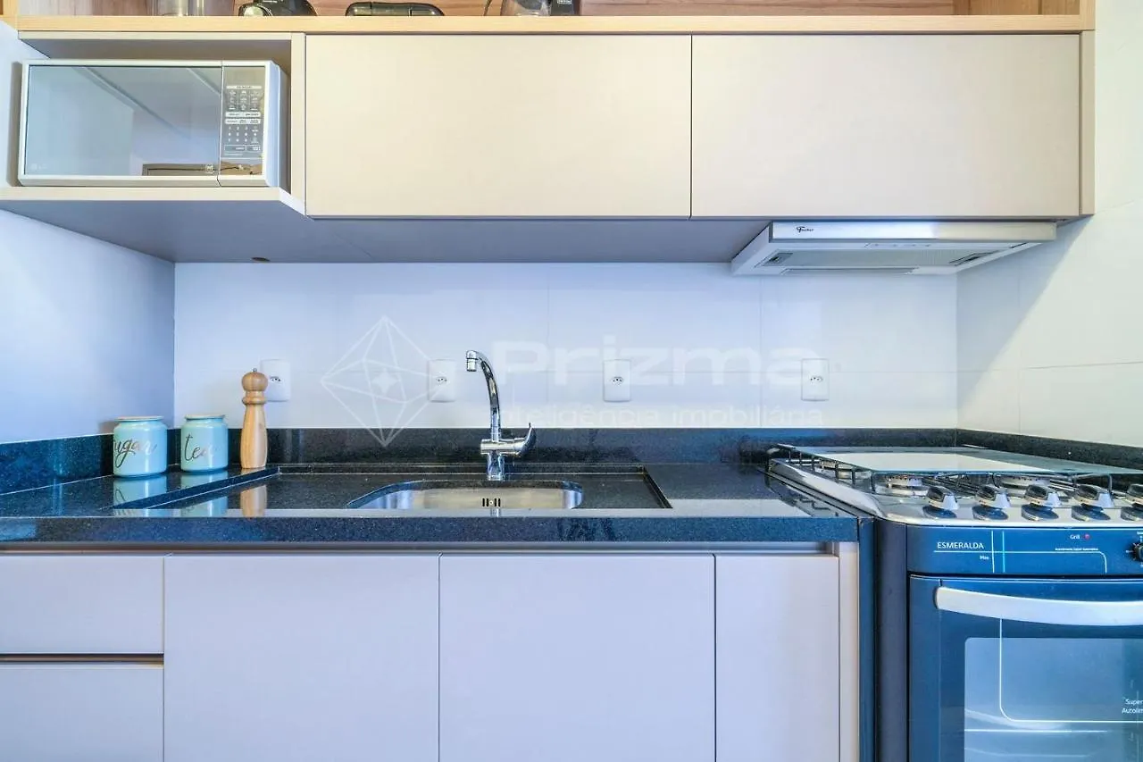 Mario Guilherme - Apto - 203 - Lindo Apartamento Condominio De Alto Padrao Com Piscina E Academia. Бомбиньяс Бразилия